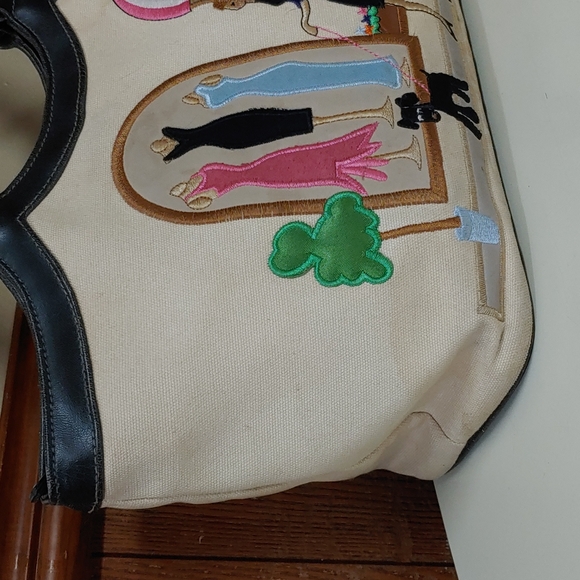 Frankie and Johnnie Dainty Vintage Shoulder Bag - Picture 3 of 16